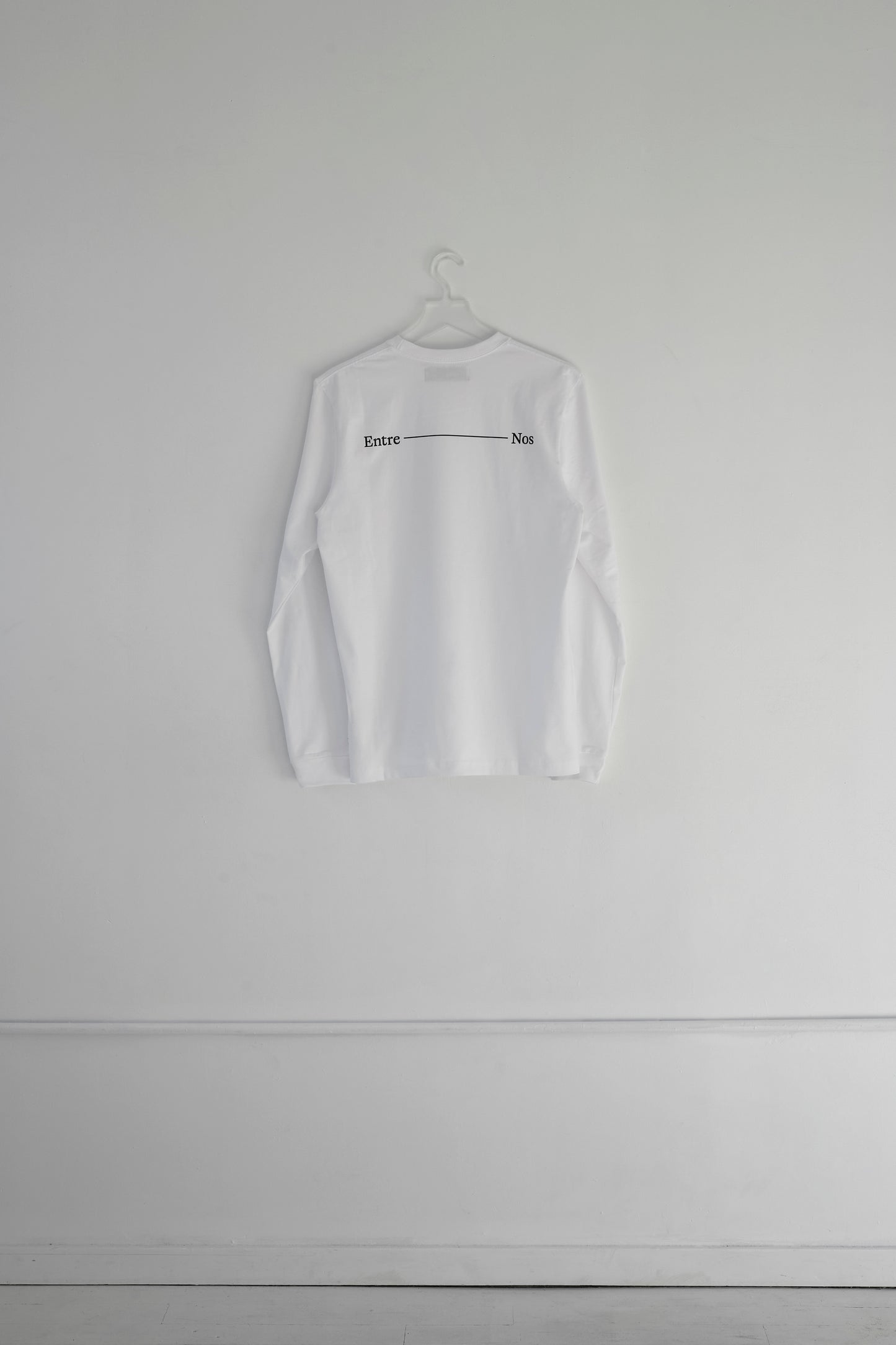 Wide Line Logo Longsleeve T-Shirt