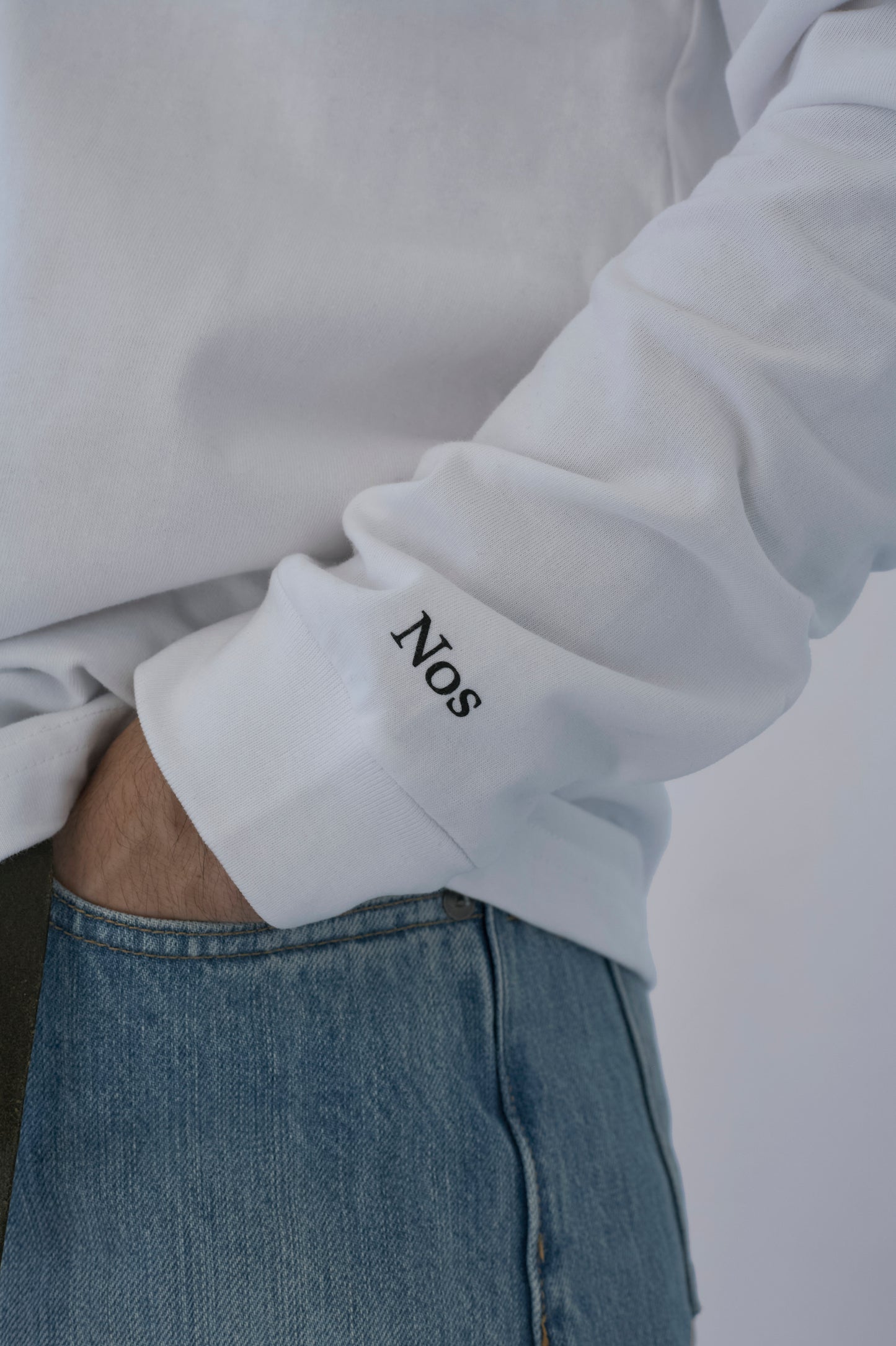 Wide Line Logo Longsleeve T-Shirt